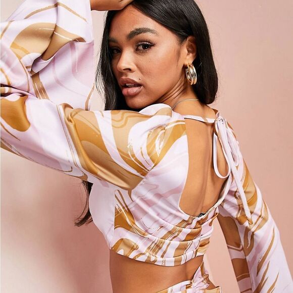 ASOS DESIGN Long Sleeve Cowl Front Pink Marble Crop Top US 6 - Picture 2 of 10